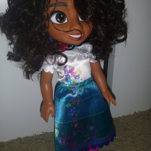 Disney Encanto Mirabel Madrigal Jakks Pacific Baby Doll 13" Plastic Moveable - Picture 2 of 7